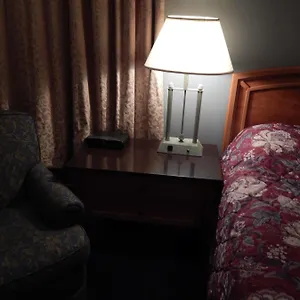 Hostel Days, Toronto